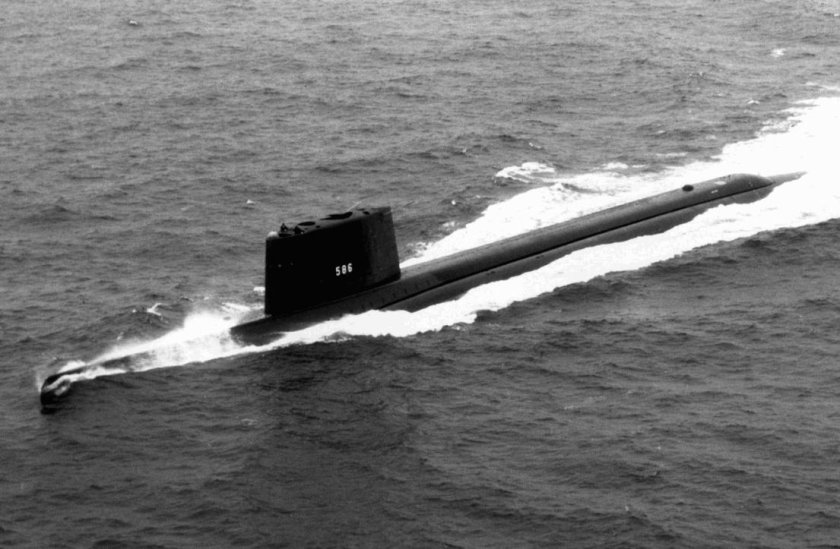USS Triton SSN-586