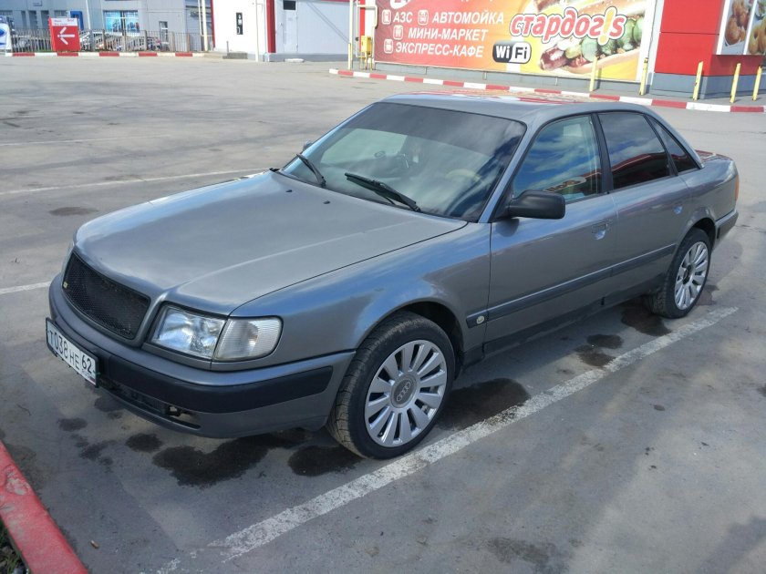 Audi 100 r16