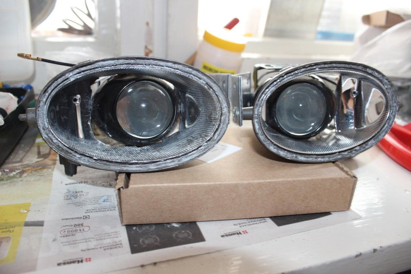 Линзы Mazda 3 BK противотуманные