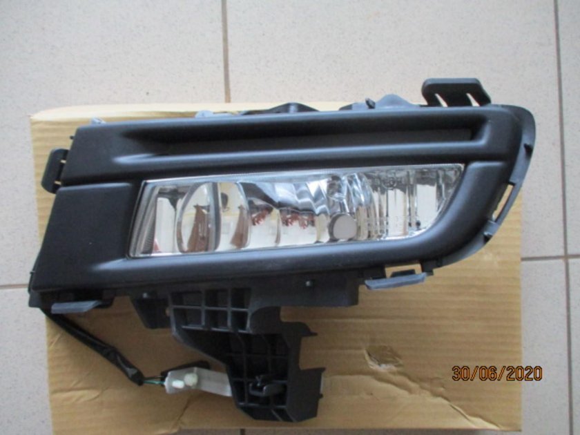 Противотуманные фары Mazda 3 BK