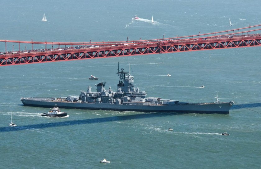 Корабль USS Iowa BB-61