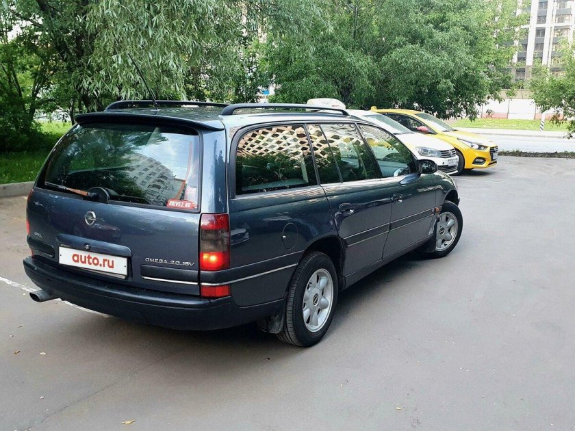 Opel Omega b Caravan