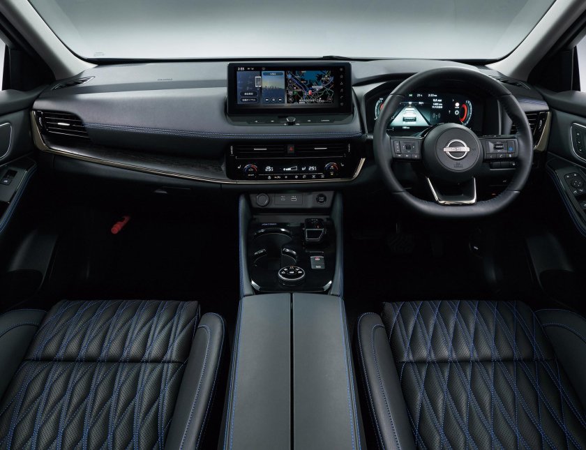 Nissan x-Trail 2022 салон