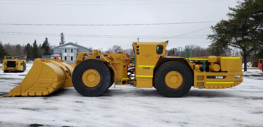 ПДМ Caterpillar r1700g