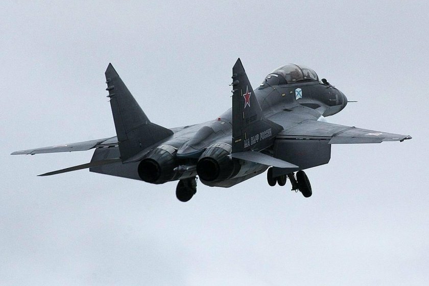 Палубный истребитель миг-29к