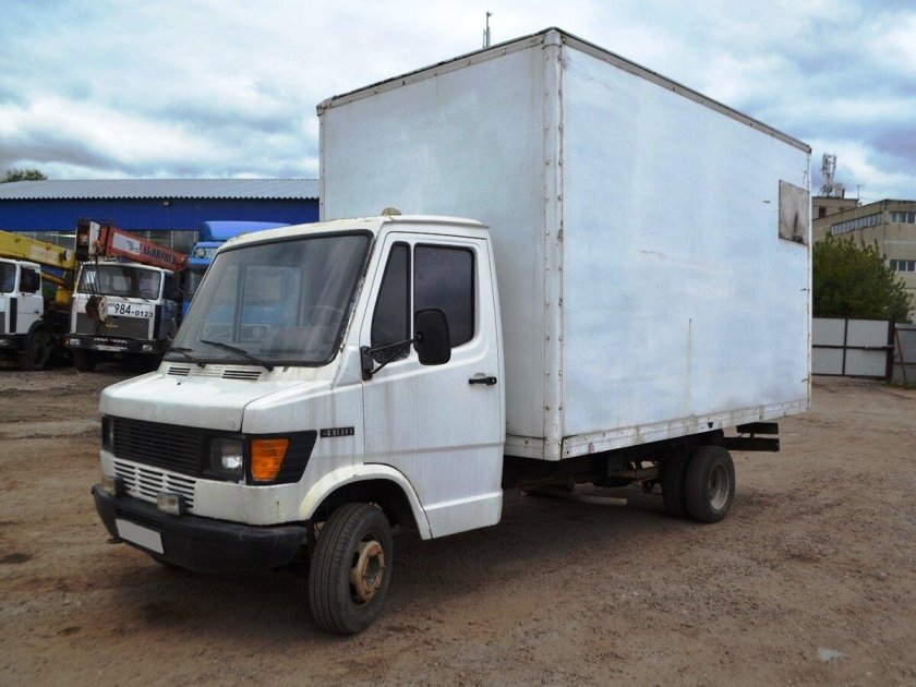 Мерседес 410d фургон