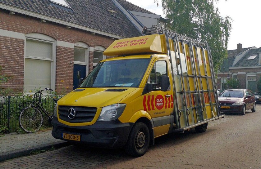 Мерседес Спринтер будка