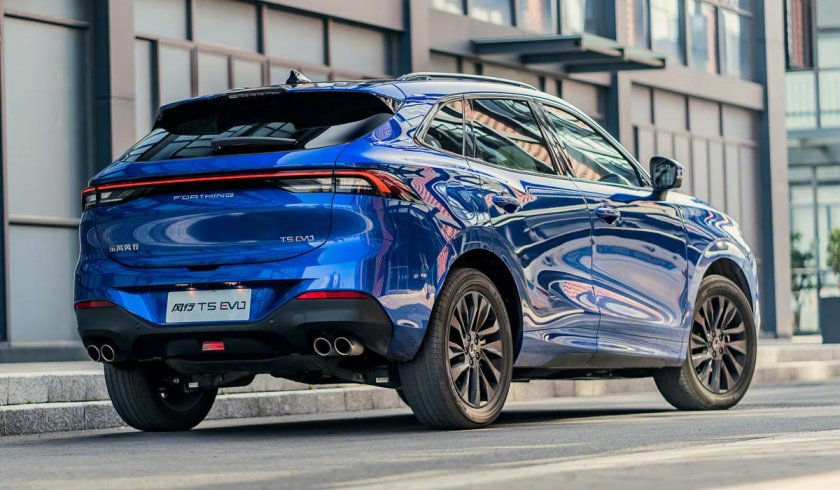 Машина Forthing t5evo