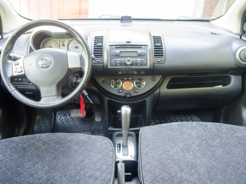 Ниссан ноте фото салона 2007