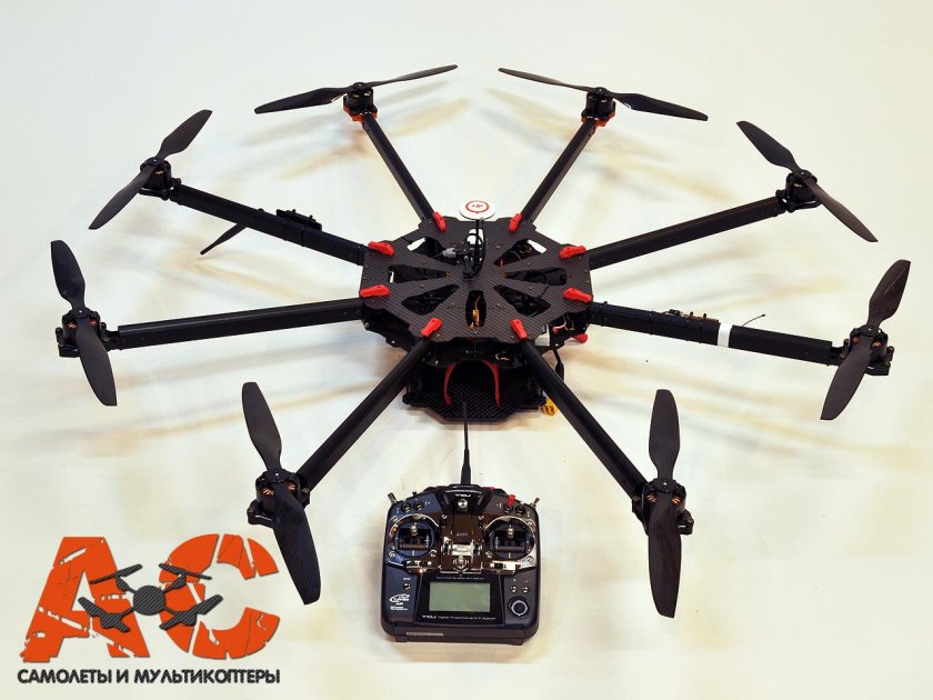 Первый MIKROKOPTER 2006