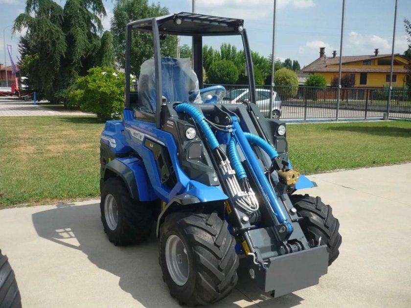 Погрузчик MULTIONE 8.4S K