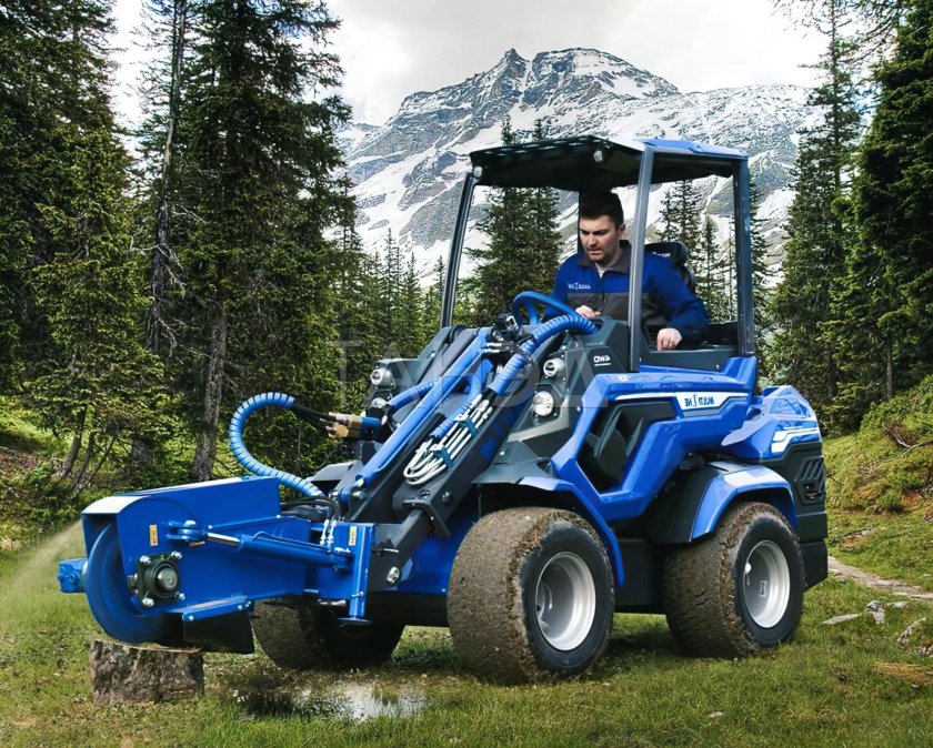 Мини-погрузчик MULTIONE 5.3