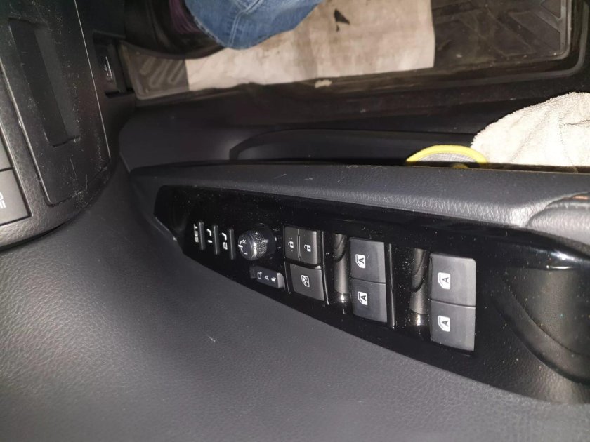 Память сидений Тойота Камри 70