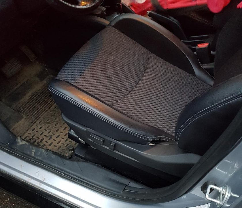 Водительское сиденье Ситроен ц4 1