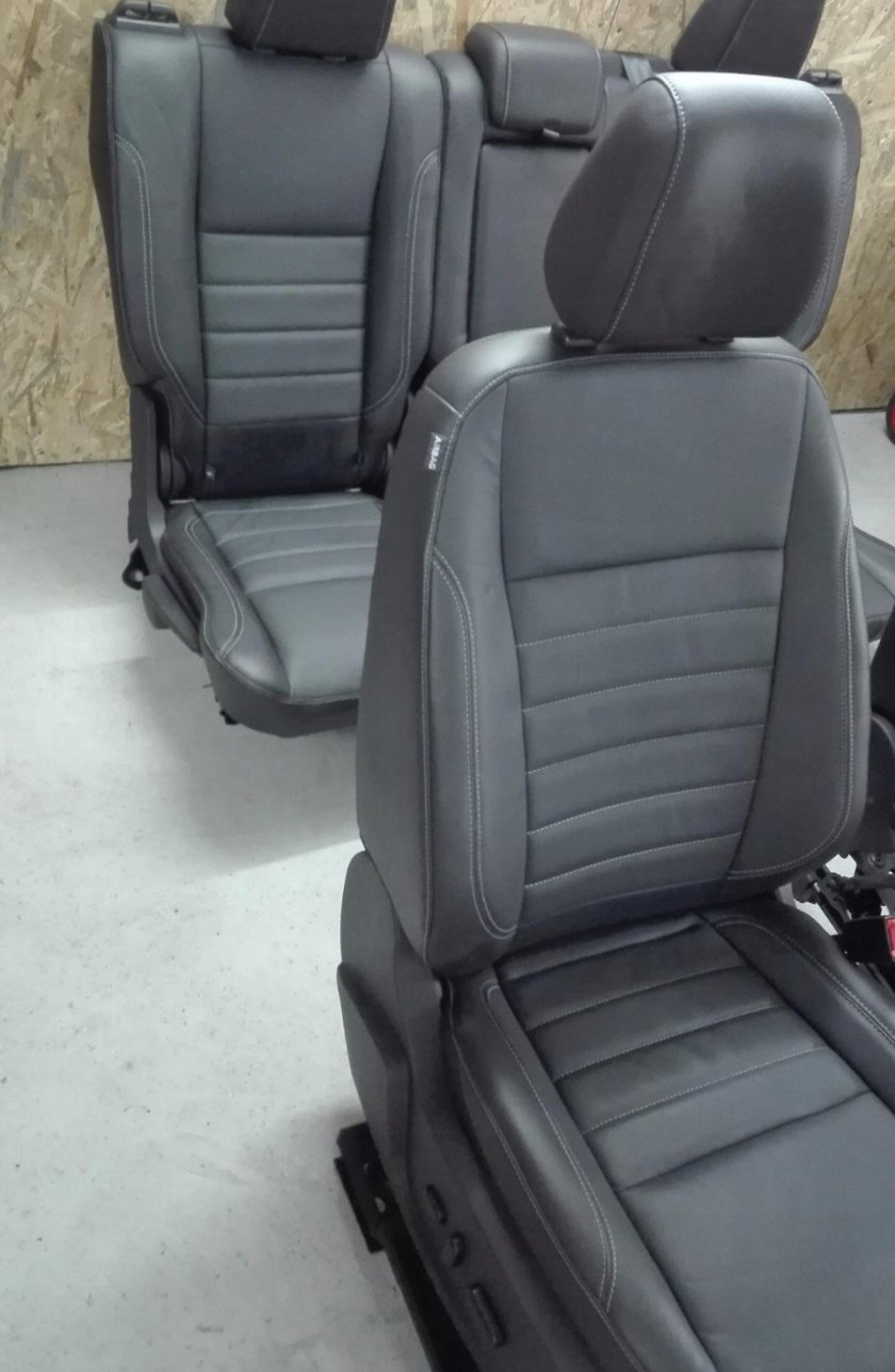 Сидение Ford Kuga 1