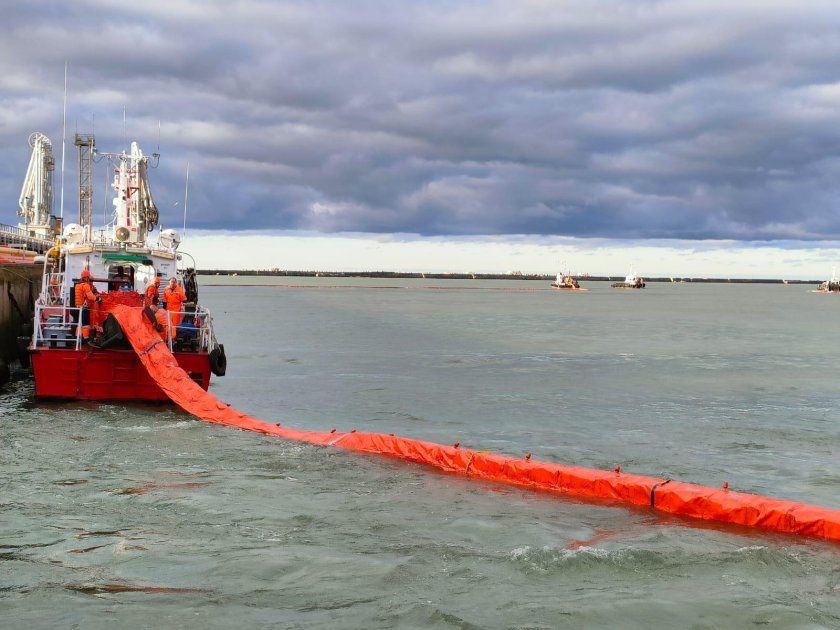 Катер бонопостановщик РК-700