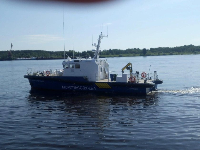 Катер бонопостановщик РК-700