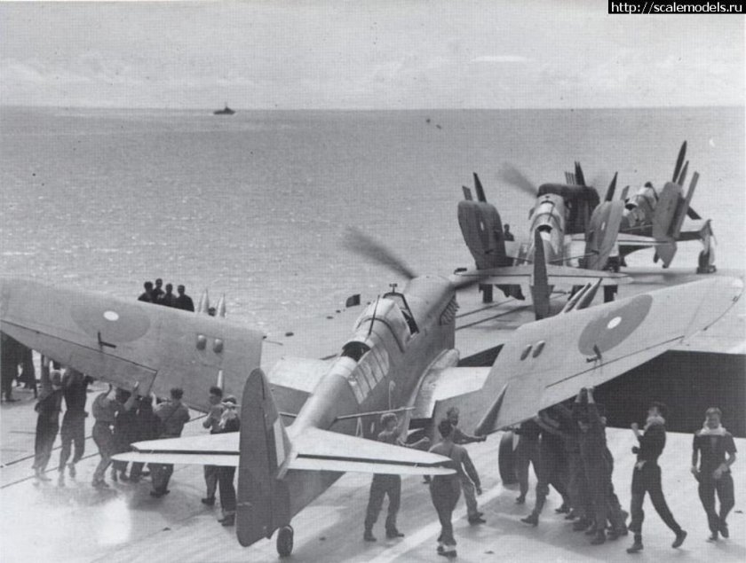 Палубный истребитель Файрфлай