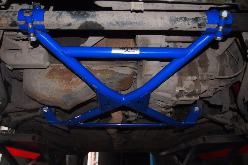 Усиленная балка на ВАЗ 2112