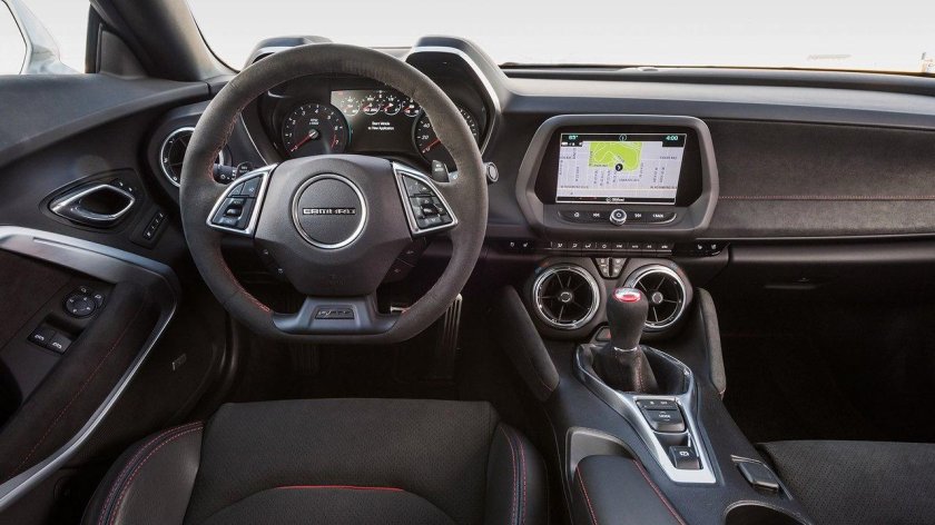 Chevrolet Camaro 2017 салон