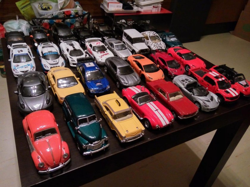 Коллекция машинок