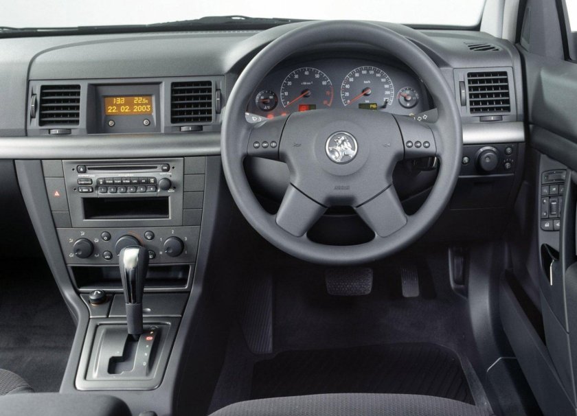 Опель Вектра 2002 салон