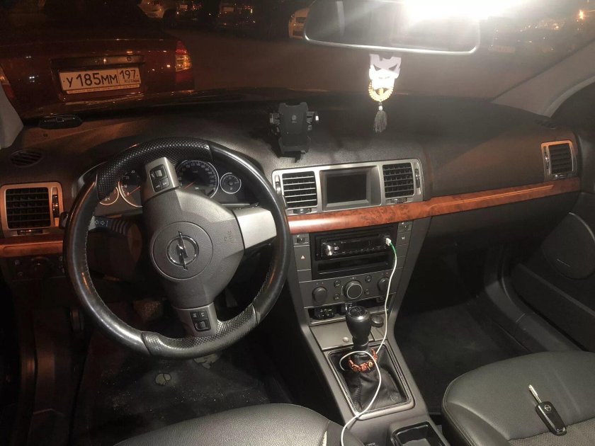 Салон Опель Вектра с под дерево