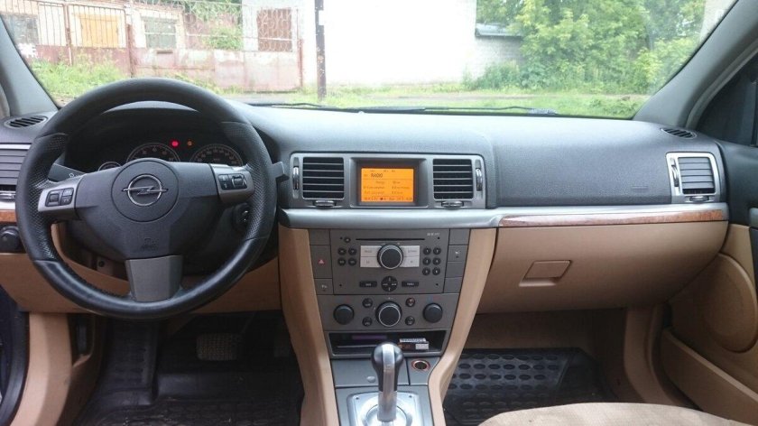 Opel Vectra 2008 салон