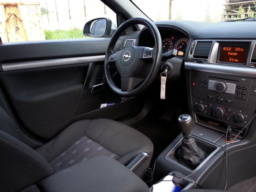 Opel Vectra c Рестайлинг салон