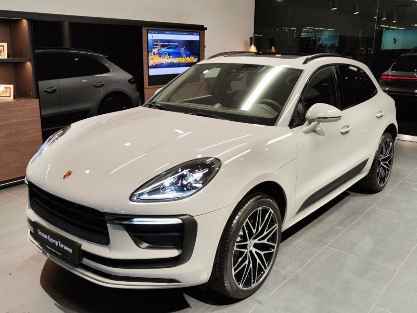 Porsche Macan 2.0 AMT, 2023
