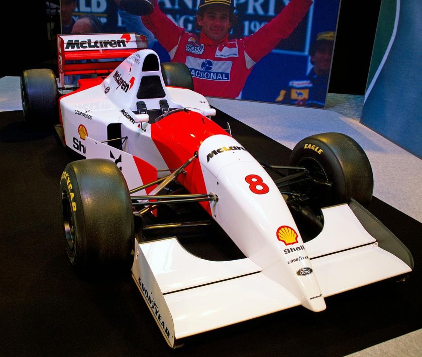 MCLAREN mp4/8