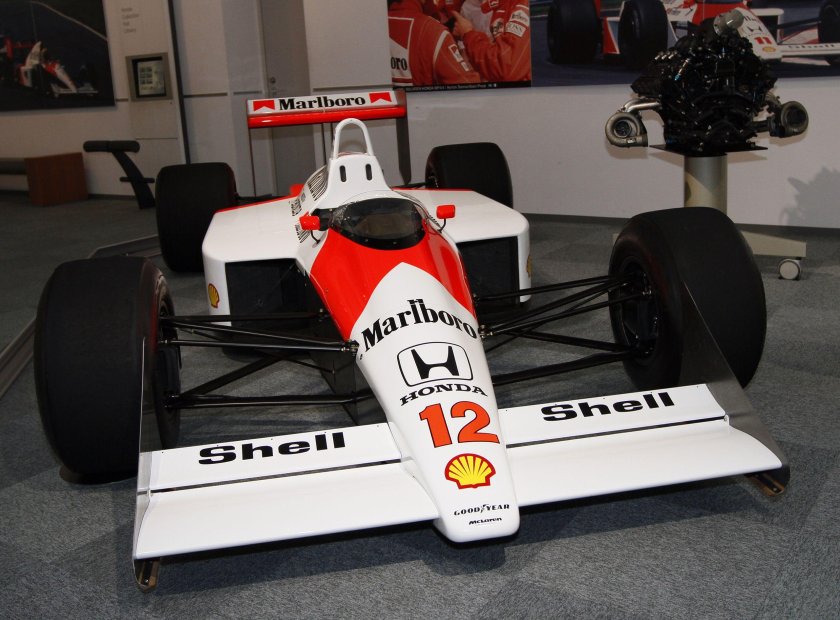 MCLAREN Honda mp4/4