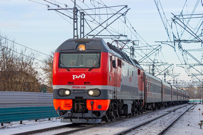 Электровоз эп2к