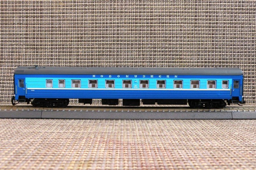 Пассажирские вагоны ЦМВ