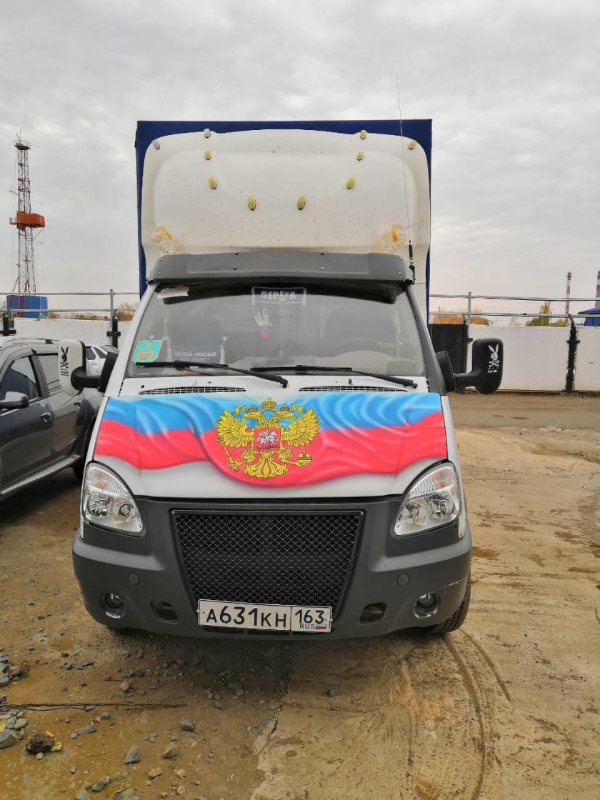 Наклейка на капот Газель