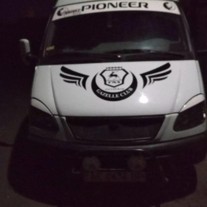 Наклейка Некст на стекло Газель Некст