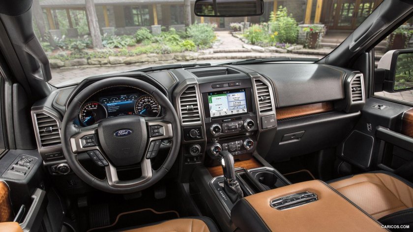 Форд ф150 Раптор салон