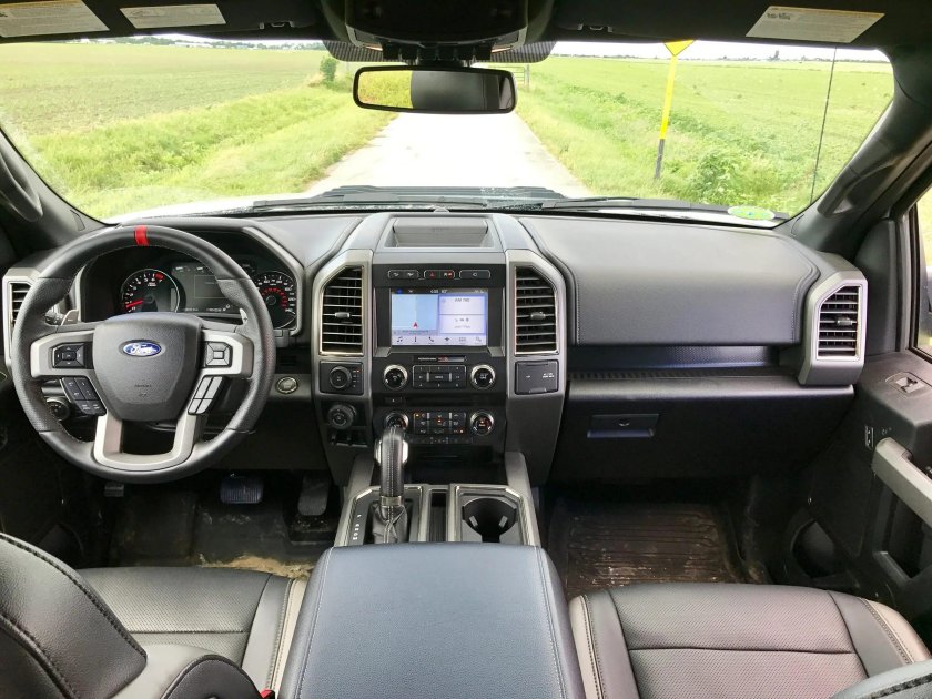 Форд f150 Раптор салон