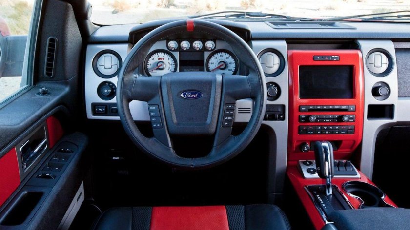 Ford f-150 SVT Raptor Interior