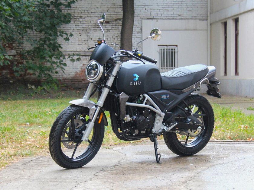 ЗИД 300 Стайер