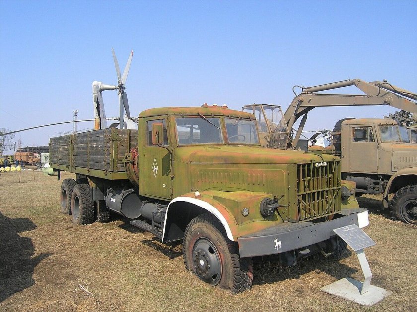 КРАЗ 257 бортовой