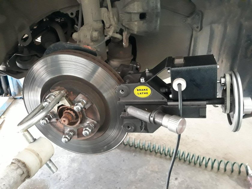 67.7141.9500 Оправка для проточки тормозных дисков ВАЗ классика