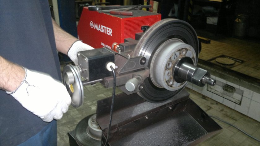 67.7141.9500 Оправка для проточки тормозных дисков ВАЗ классика