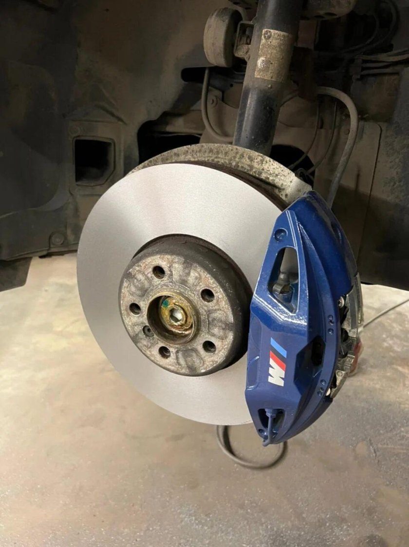 Станок для проточки тормозных дисков Pro Cut