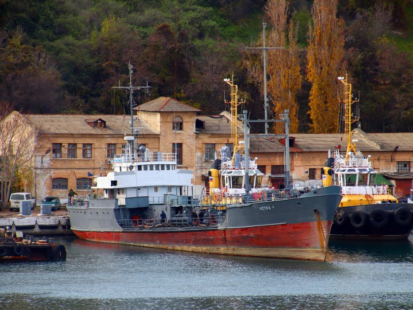 Танкер Истра