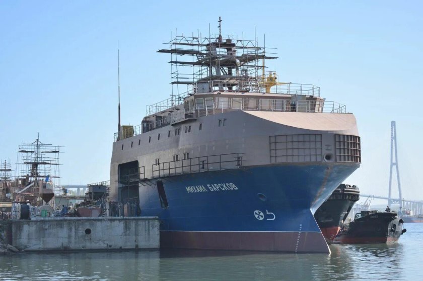 03182 Танкер Михаил Барсков