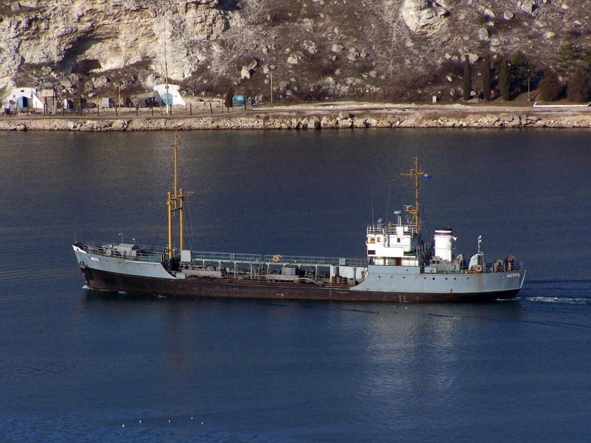 Судно Истра Севастополь