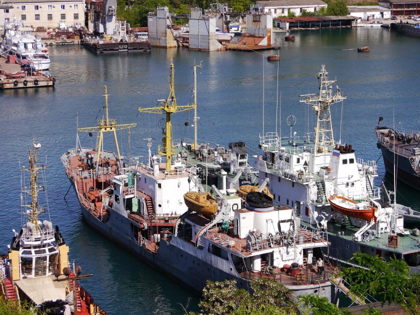 Малый морской танкер проект 23630