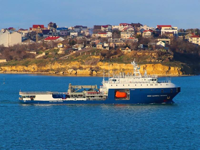 Малый морской танкер проекта 03182 вице Адмирал паромов