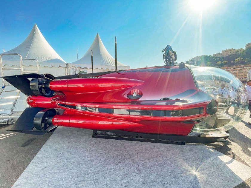 Частная субмарина